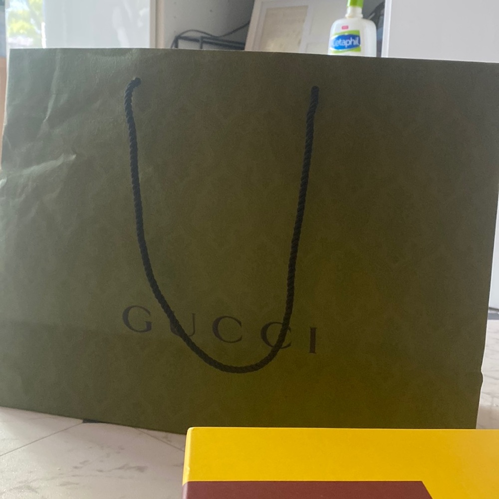 Authentic Gucci shopping bag for sale